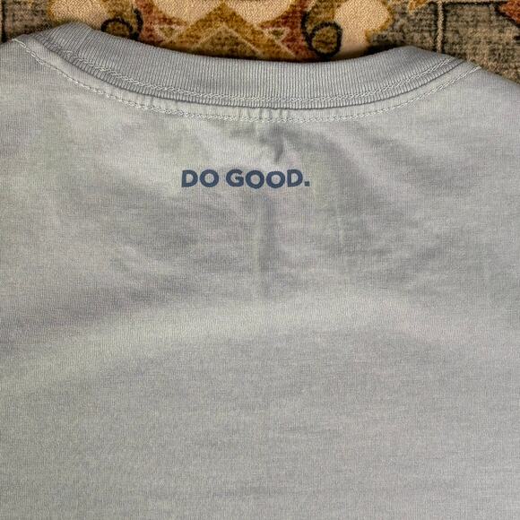 Cotopaxi Graphic Logo T-shirt Women's Cropped Outdoor Hiking Top Size Small - Picture 8 of 11